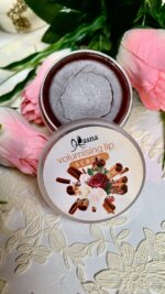 ⁦Volumising Lip Scrub -  اسكرب الشفايف بالقرفة⁩ - الصورة ⁦2⁩