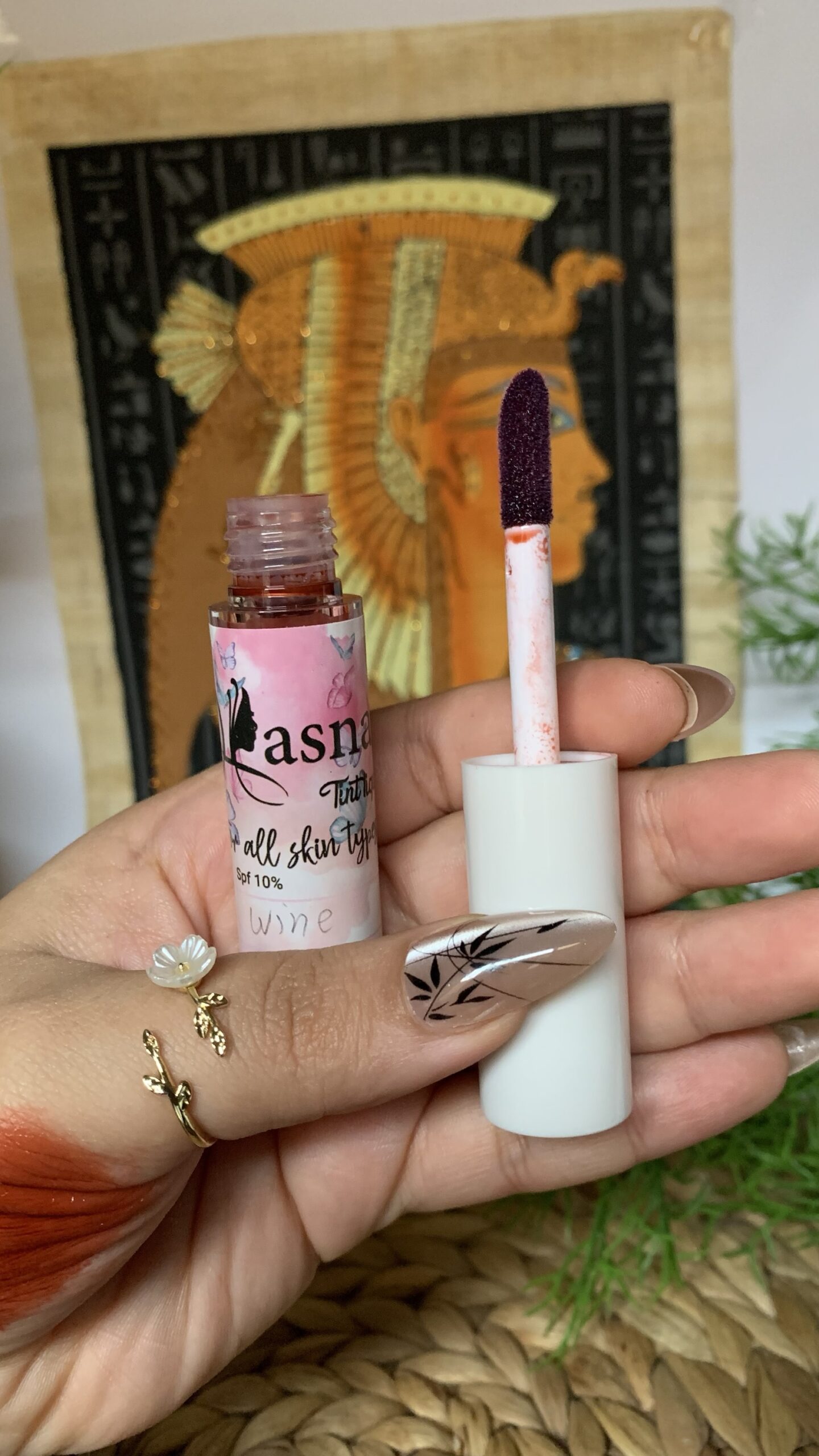 img_4064-2 Liquid Matte Tint With Brush – Wine 🍷 التنت الأحمر الغامق بفرشة - الصورة 1